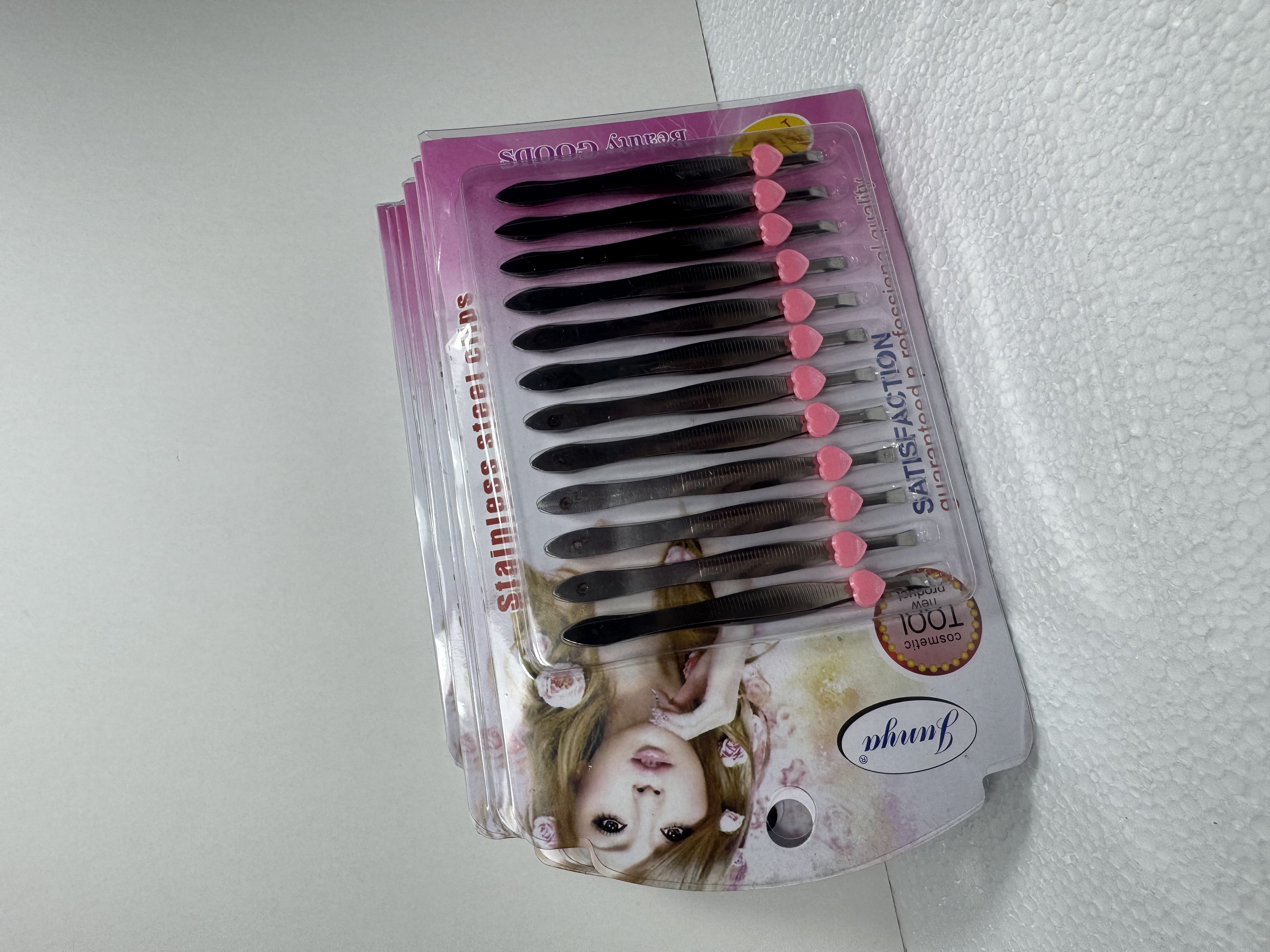 Pinza de cejas