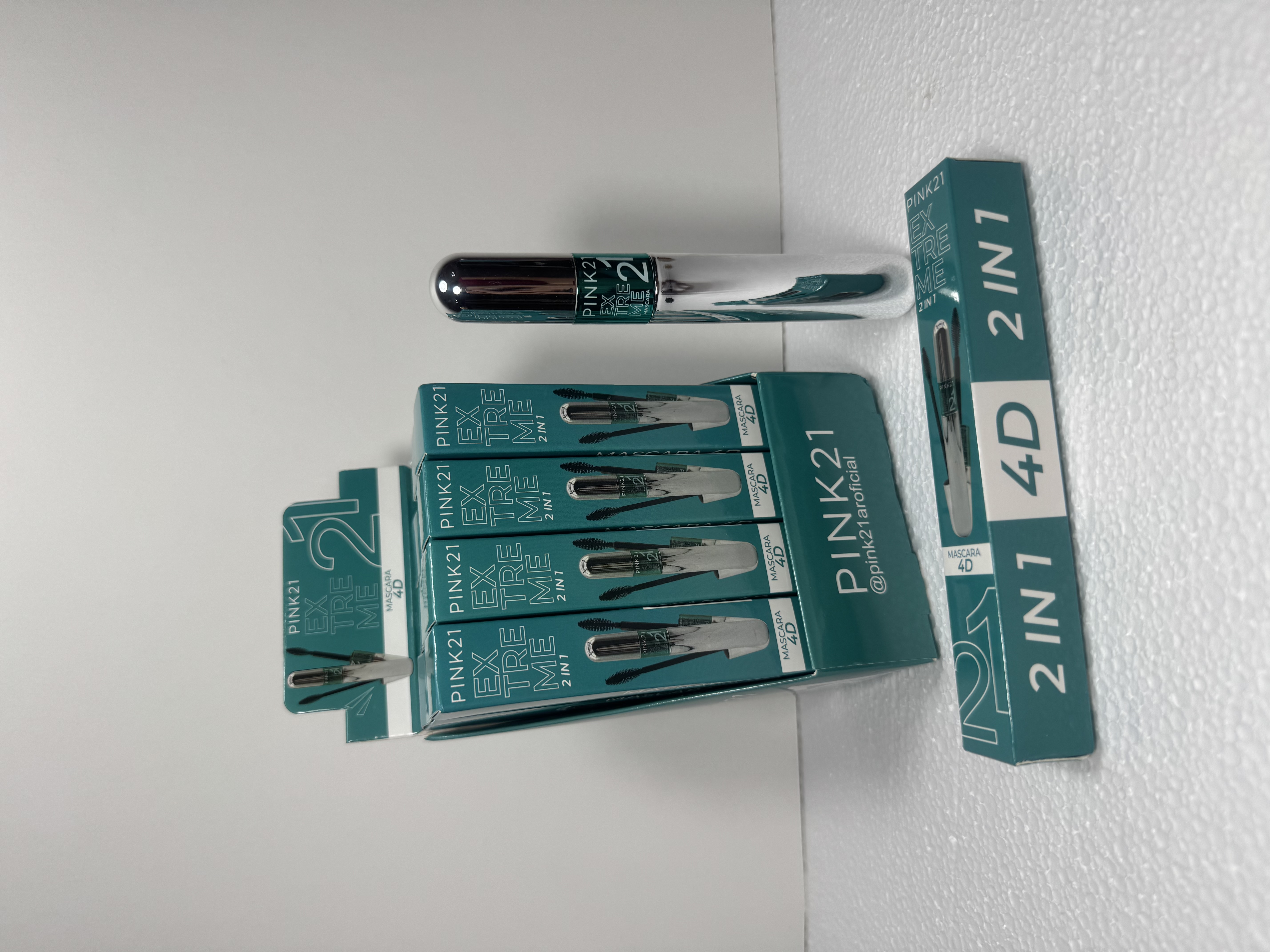 Mascara de pestañas 2 en 1