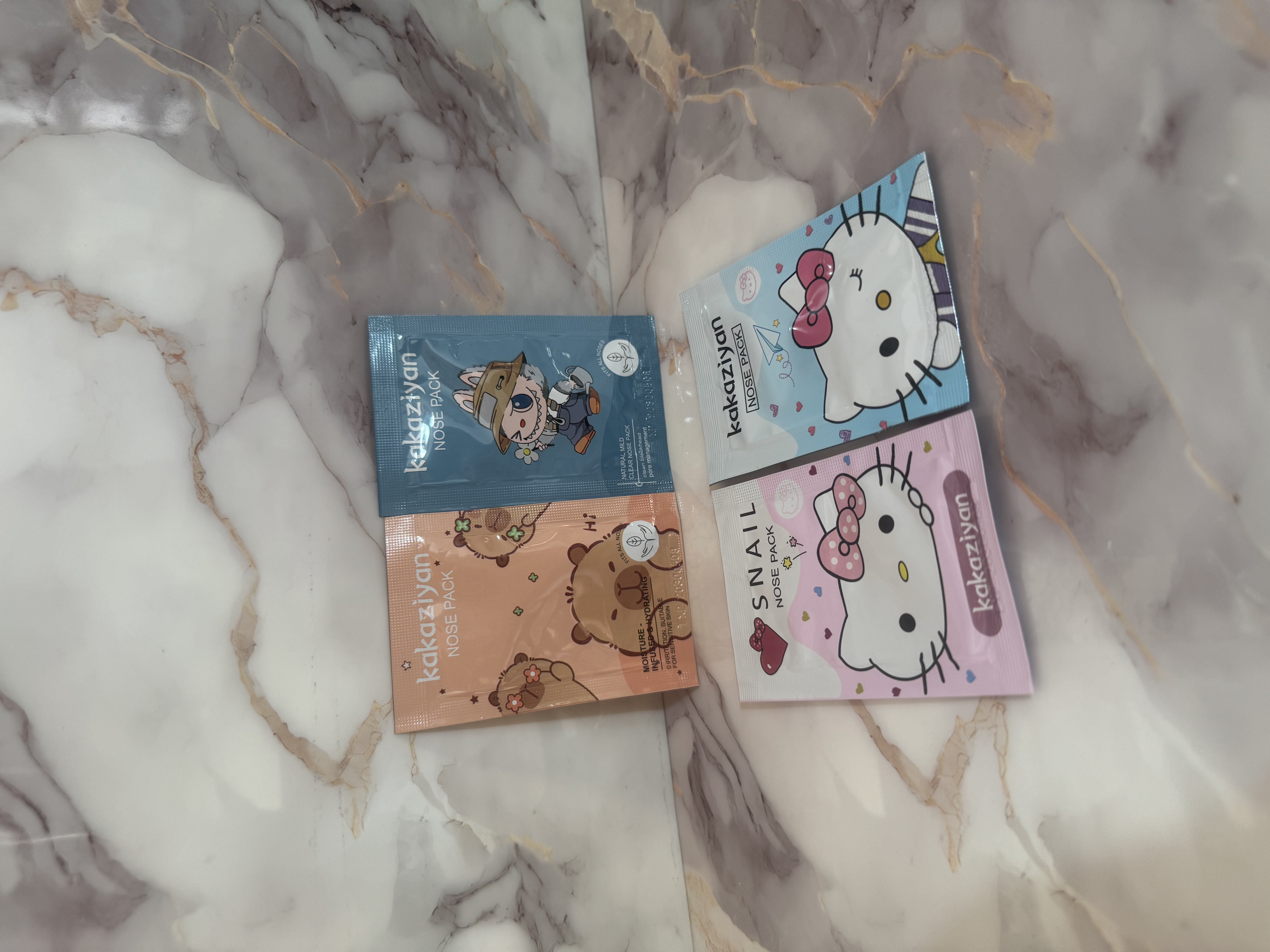 Mascara de puntos negros